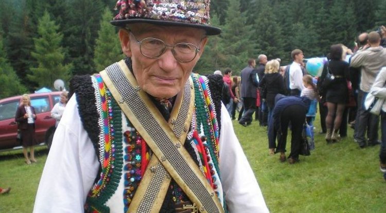 ЗАРІЗАЛИ МОЛЬФАРА